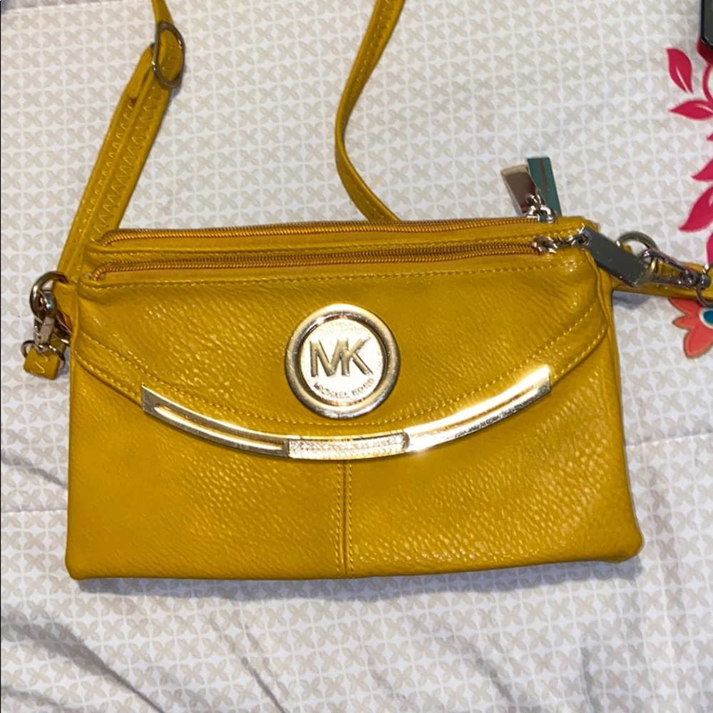 Crossbody